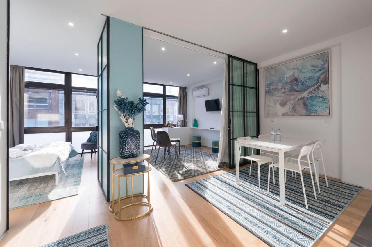 Lovelystay - Wohaza Apartment With Free Private Parking ポルト エクステリア 写真